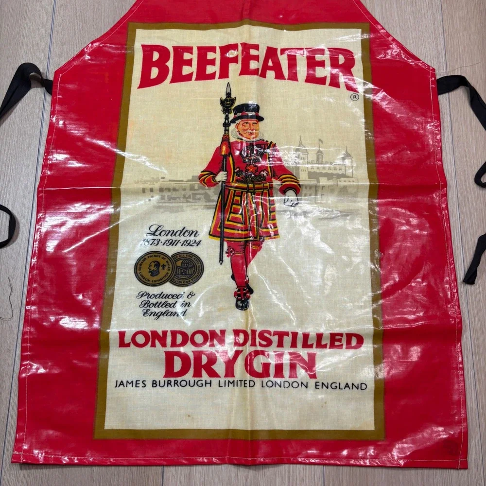 Vintage Beefeater London Dry Gin Advertising Apron PVC Bartender Made in England